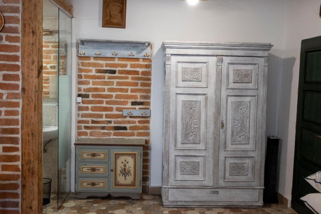 Boutique 11 Postavarului by Kronstay - Resim 15