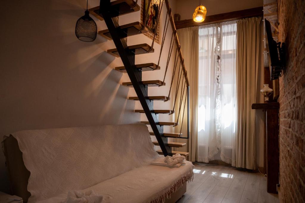 Boutique 11 Postavarului by Kronstay - Resim 21