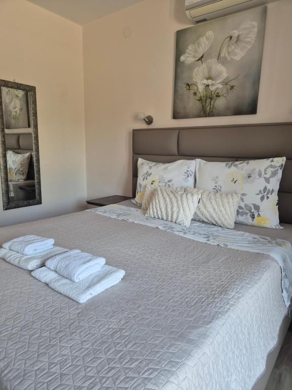 Apartments & Rooms Ivana - 2