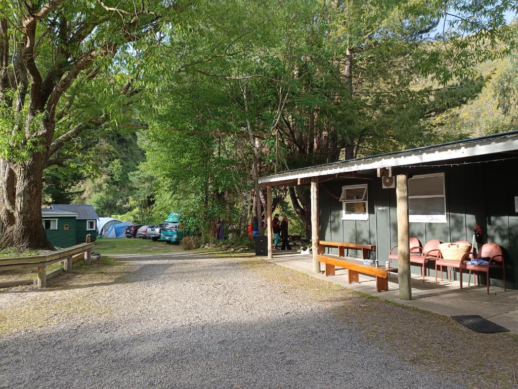 Danseys Pass Holiday Park - Resim 8