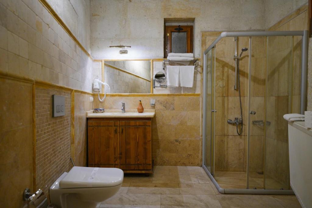 Harman Cave Hotel - 10