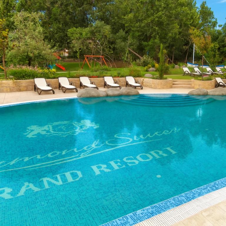 Bazén v ubytování Private Apartment Grand Resort 11 nebo v jeho okolí
