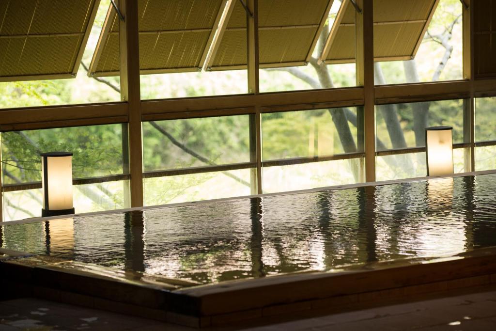 Bazén v ubytování Kinugawa Onsen Hotel nebo v jeho okolí