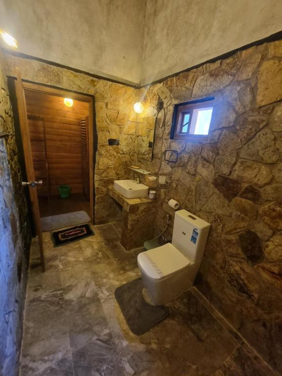 Ένα μπάνιο στο Liyon Rest sigiriya
