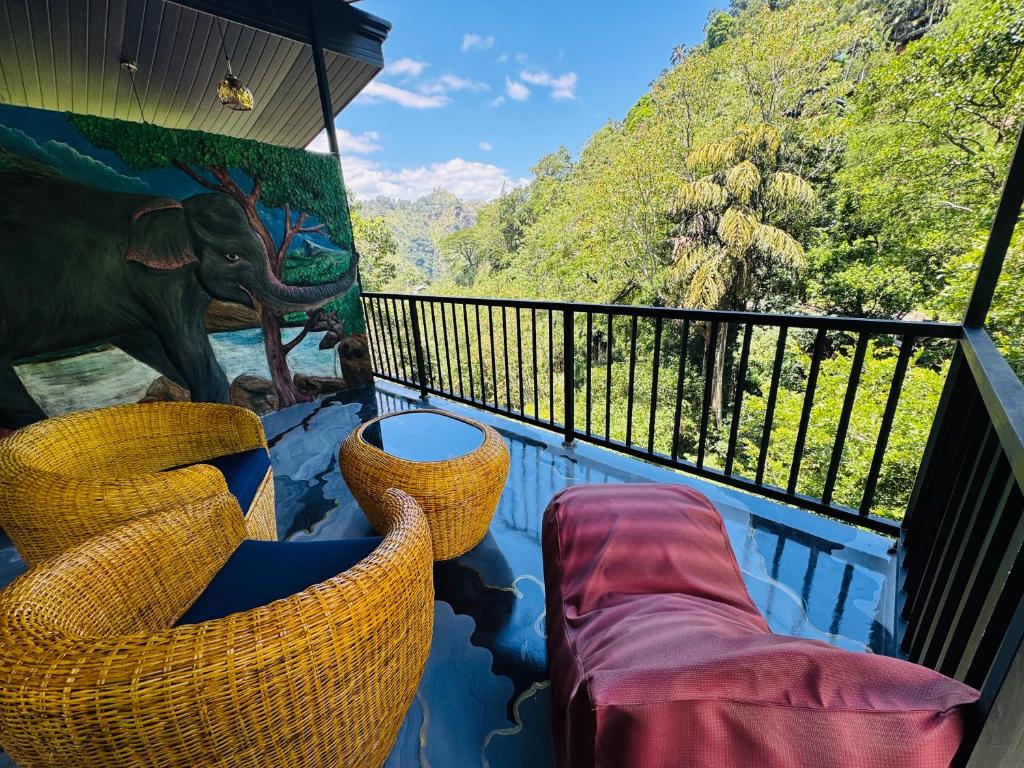 Balkón nebo terasa v ubytování River Splendour Home Stay