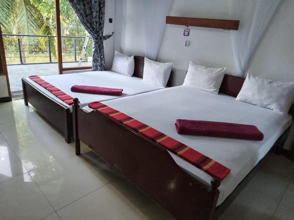 Sigiri Holiday Bungalow - 17