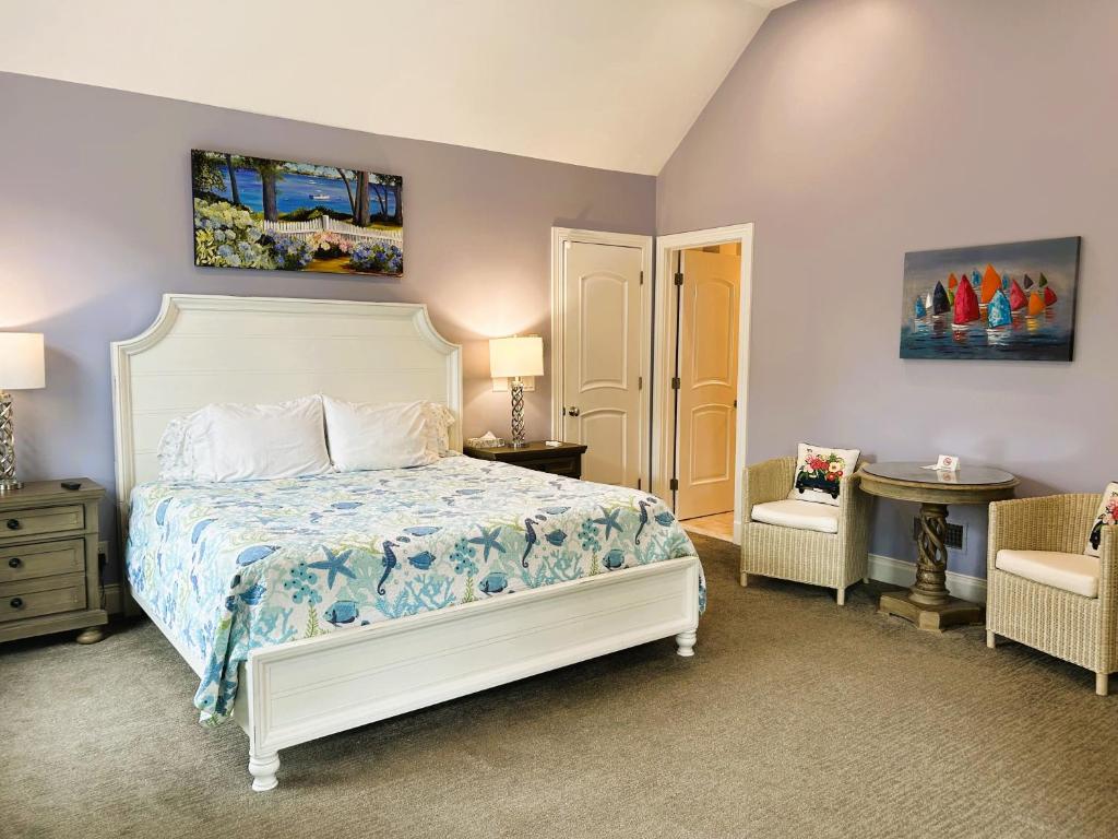 Falmouth Heights Motor Lodge photo
