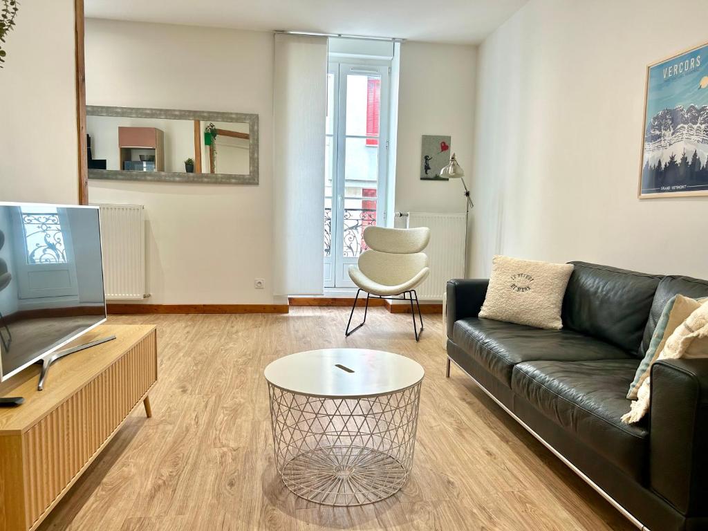 Posezení v ubytování Maison Dormoy, appartement 2 Chambre - Gare - Centre ville