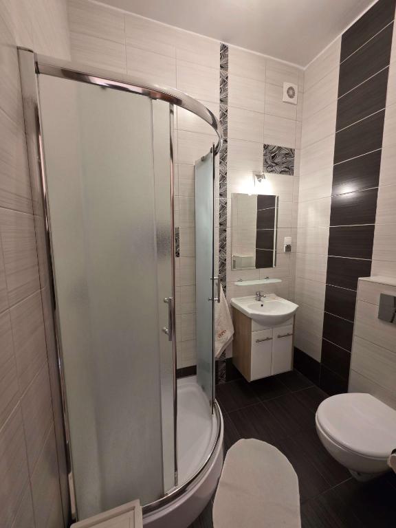 Apartamenty i pokoje z basenem AVENA Jastrzębia Góra - Vierbettzimmer