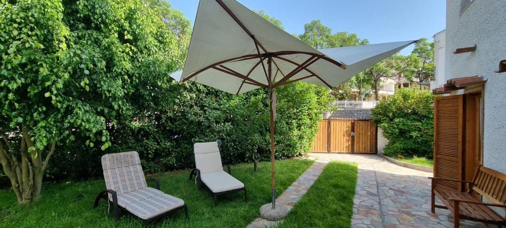 En have udenfor Spending seaside villa in Cirella, Italy