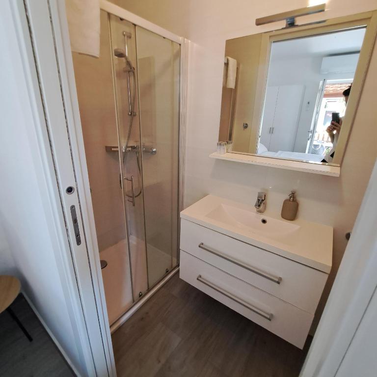 Guest House Nina - 3