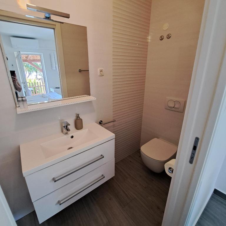 Guest House Nina - 4