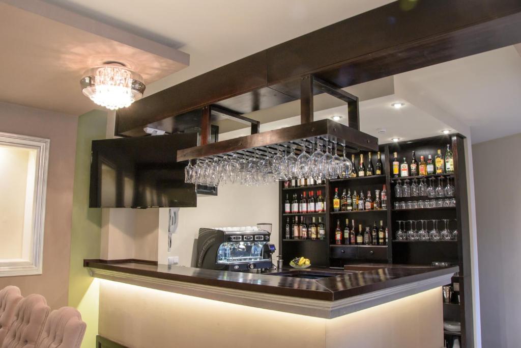 Lounge nebo bar v ubytování Pietrele lui Solomon