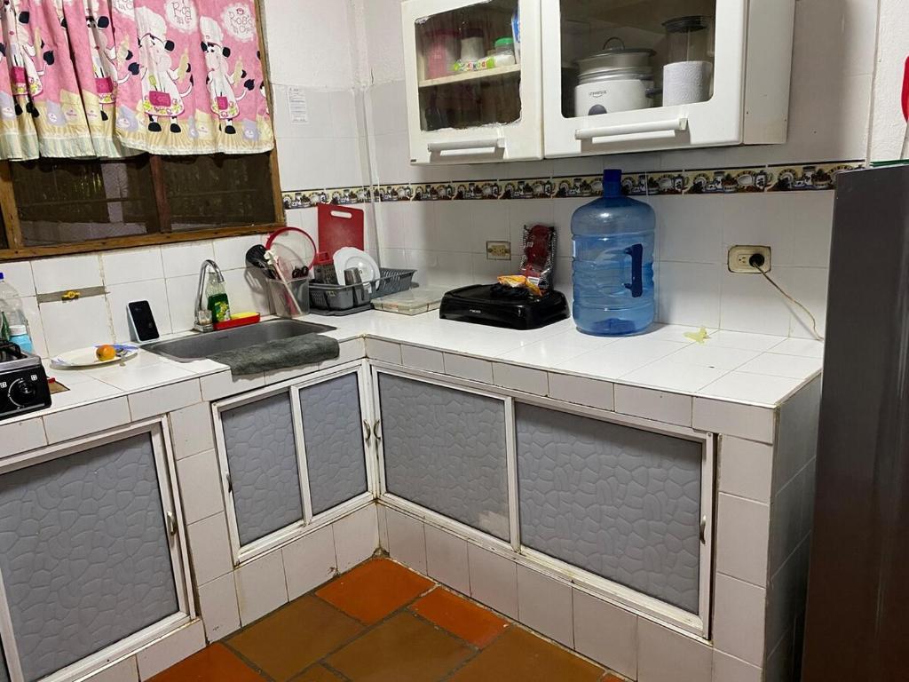 Η κουζίνα ή μικρή κουζίνα στο Cabaña Pepa Mar Azul