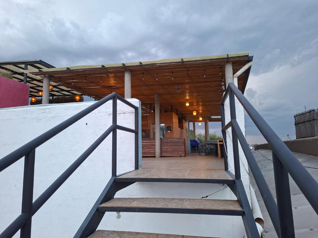 Balkón nebo terasa v ubytování La Catrina Hostel