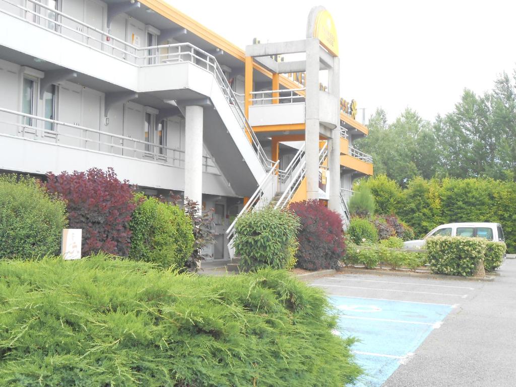 Zahrada ubytování Premiere Classe Grenoble Sud - Gieres Universite