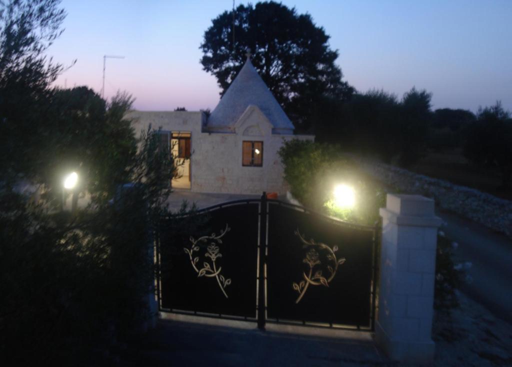 The building in which the holiday home is located