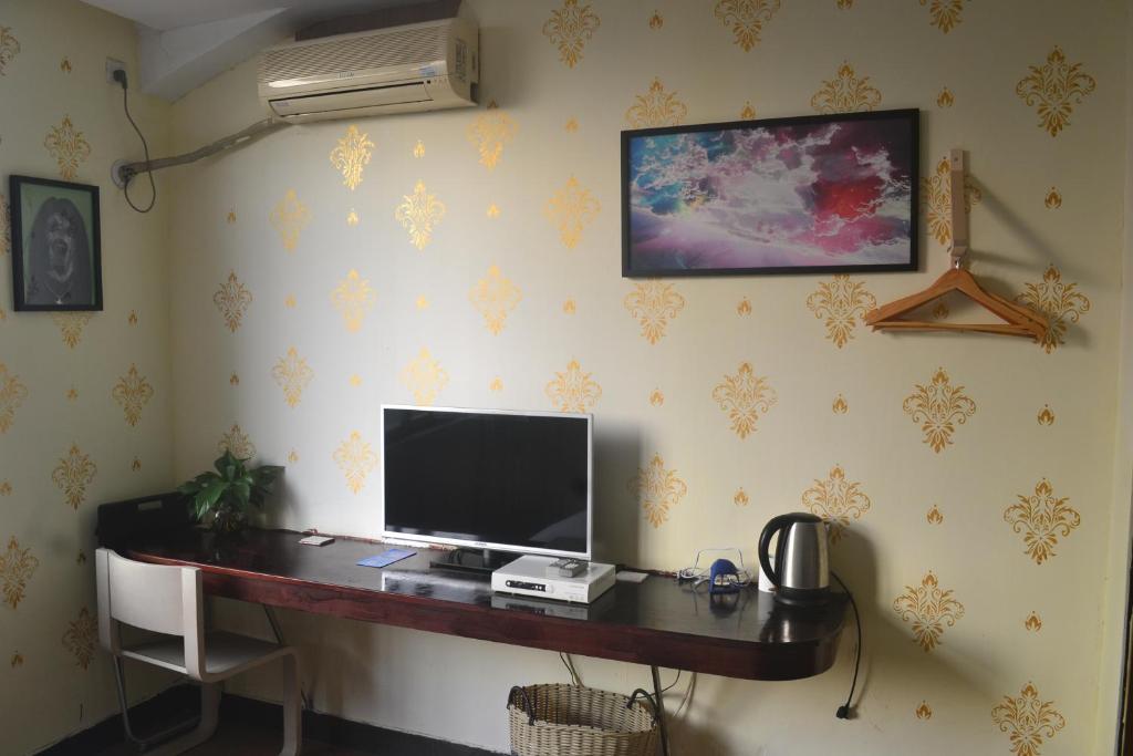 TV a/nebo společenská místnost v ubytování Notting Hill Hostel