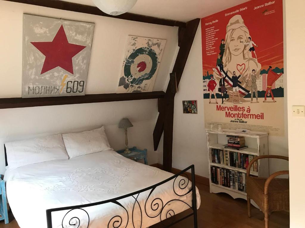 Postel nebo postele na pokoji v ubytování Chambre d'hôtes de Dompierre