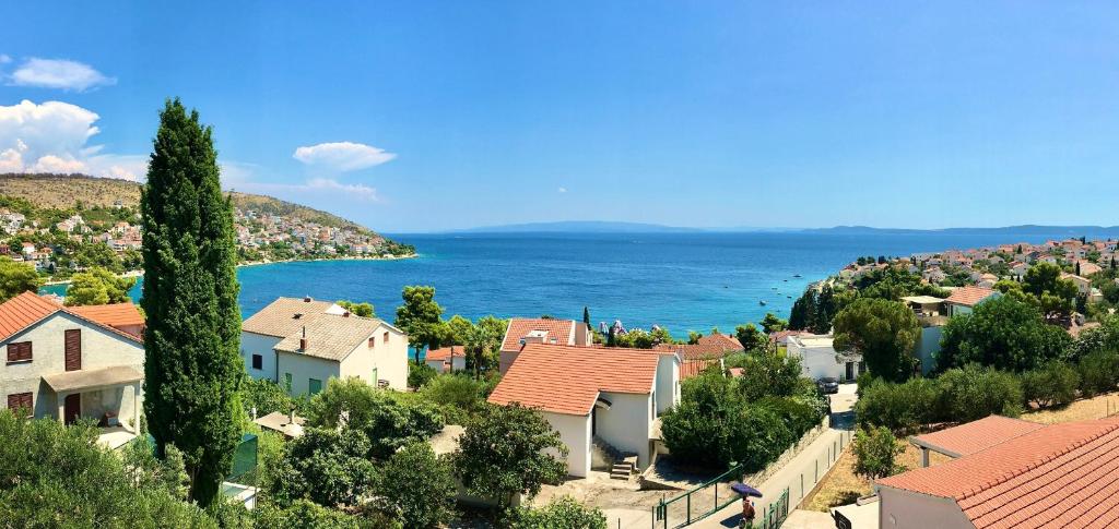 Divine Seaview