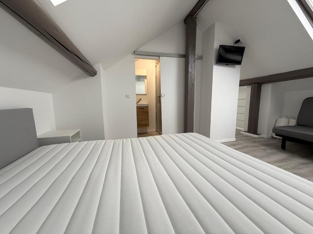 Le Gaston de Belair - Room 007 - Shared Kitchen - Resim 18