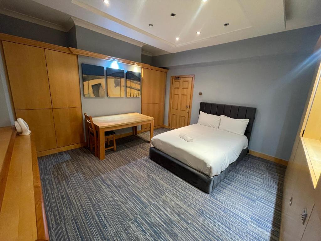 Gallery image of TCH Lodge - Bolton in Bolton