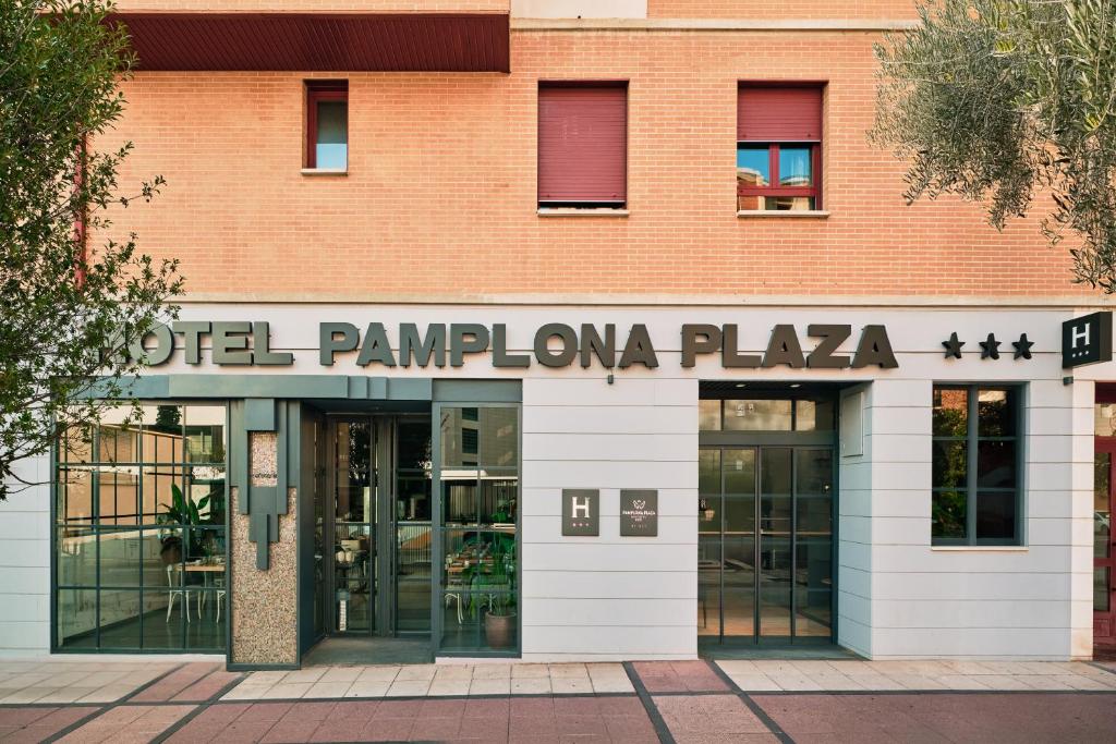 Pamplona’s Noble Spirit: A Guide to the City’s Most Historic Luxury Hotels