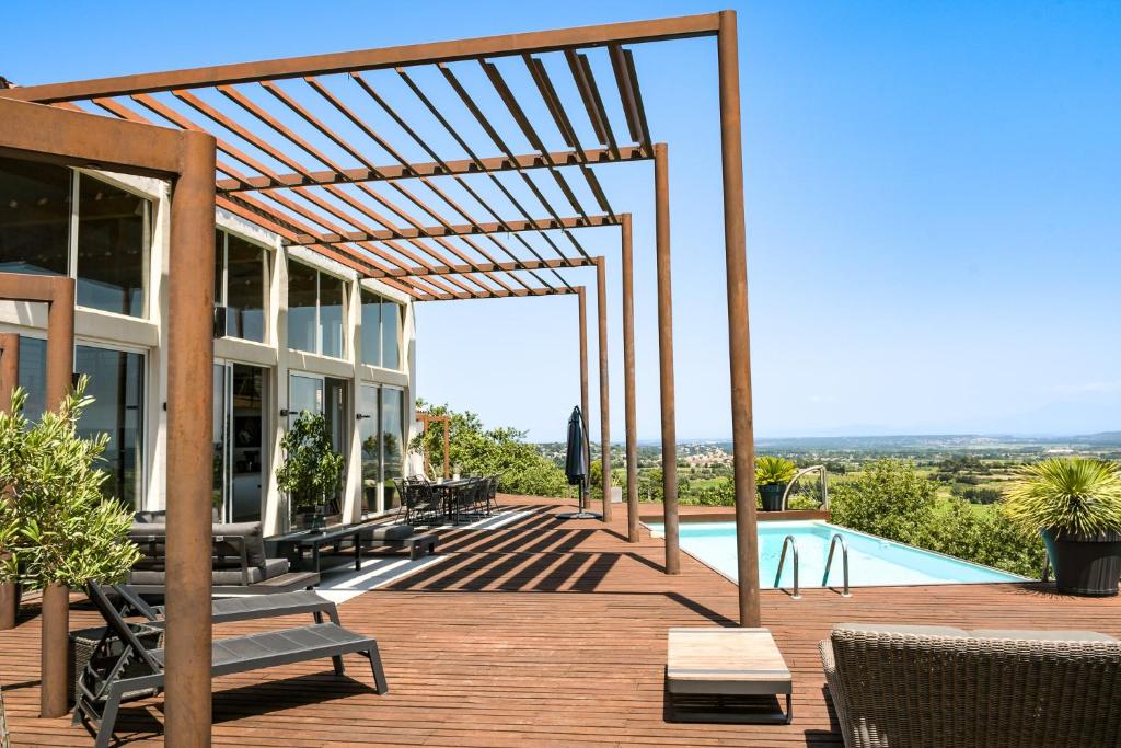 Swimmingpoolen hos eller tæt på Les Hauts d'Avignon