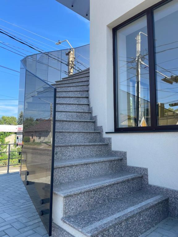 Φωτογραφία από το άλμπουμ του Miraj House σε Kelerashi-Tyrg