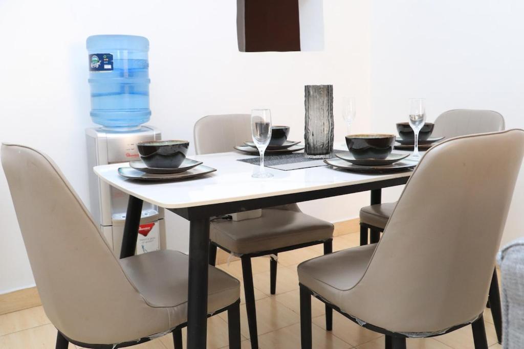 Fotografie z fotogalerie ubytování Zawadi homes a lovely 2-bedroom apt in Nakuru v destinaci Nakuru