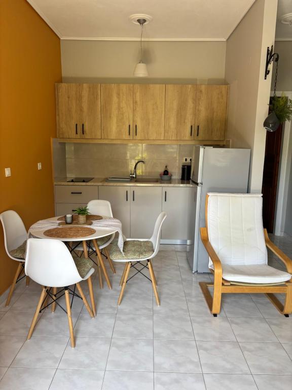 Gallery image of Katerinas Inn Apartments in Keri