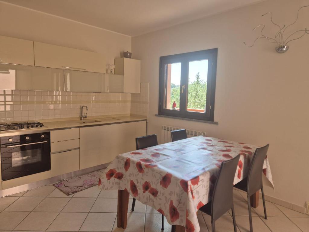 Η κουζίνα ή μικρή κουζίνα στο Casa Niki e Sole