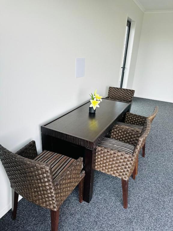 Cozy Retreat Close to Lake - Resim 9