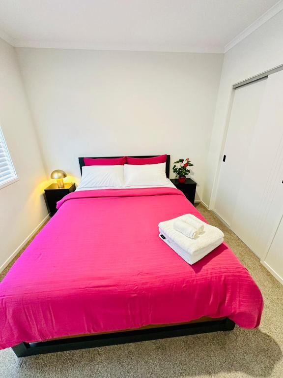 Cozy Retreat Close to Lake - Resim 17