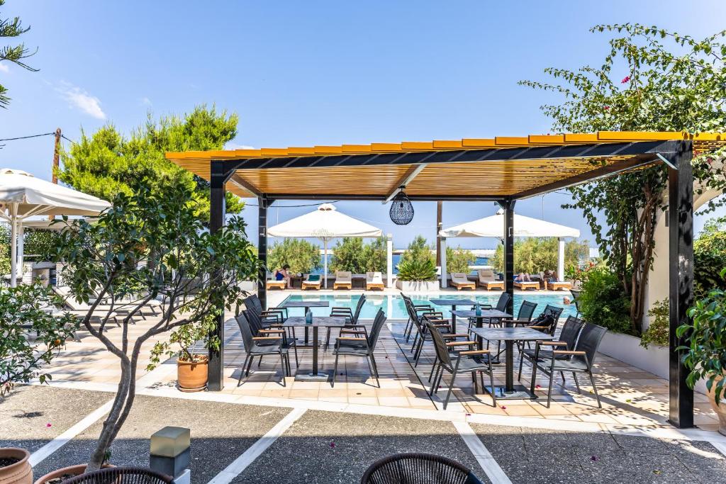 Restaurace v ubytování Kyparissia Beach Hotel