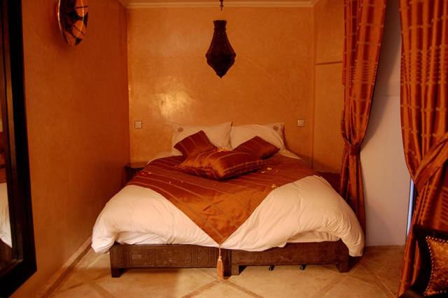 Postel nebo postele na pokoji v ubytování Riad D'Airain