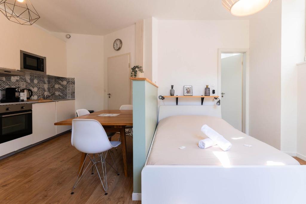 Colmar Historic Center - BELLE ALSACE - Studio 1 Terrasse - BookingAlsace – photo 9