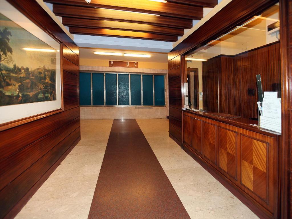The lobby or reception area at Alice Home