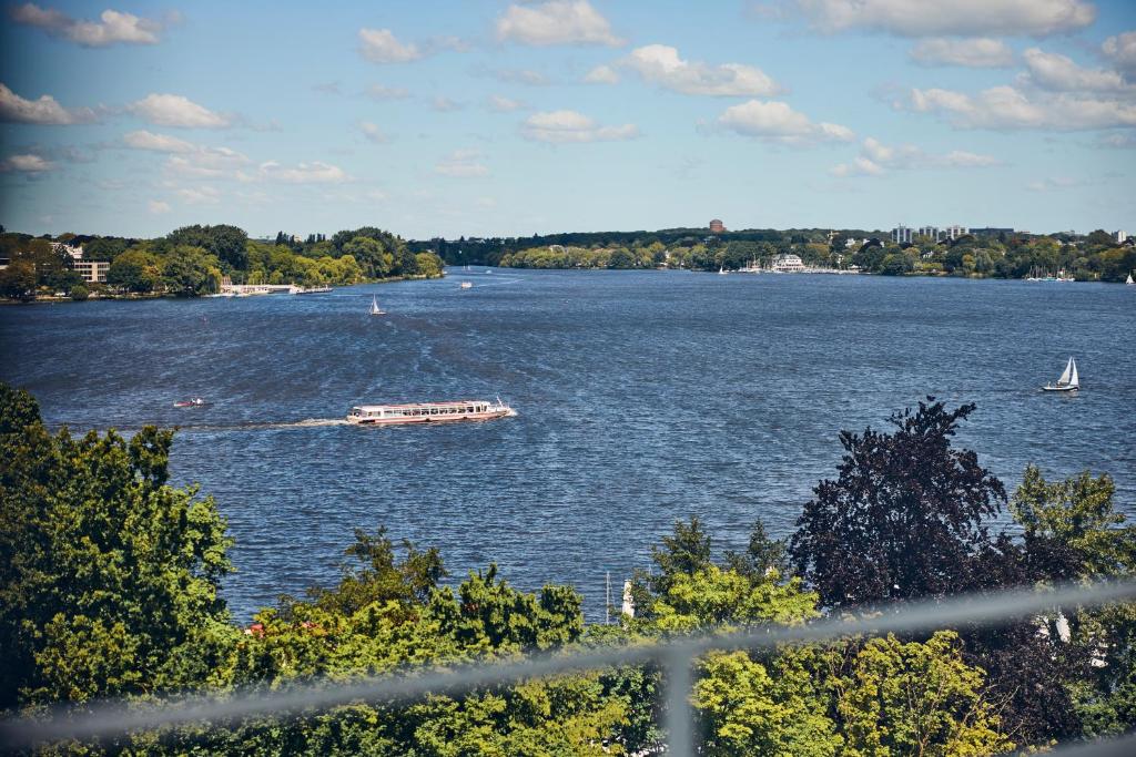 Hotel Atlantic Hamburg, Autograph Collection - Resim 17