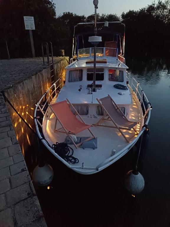 Logement insolite, Péniche Hollandaise
