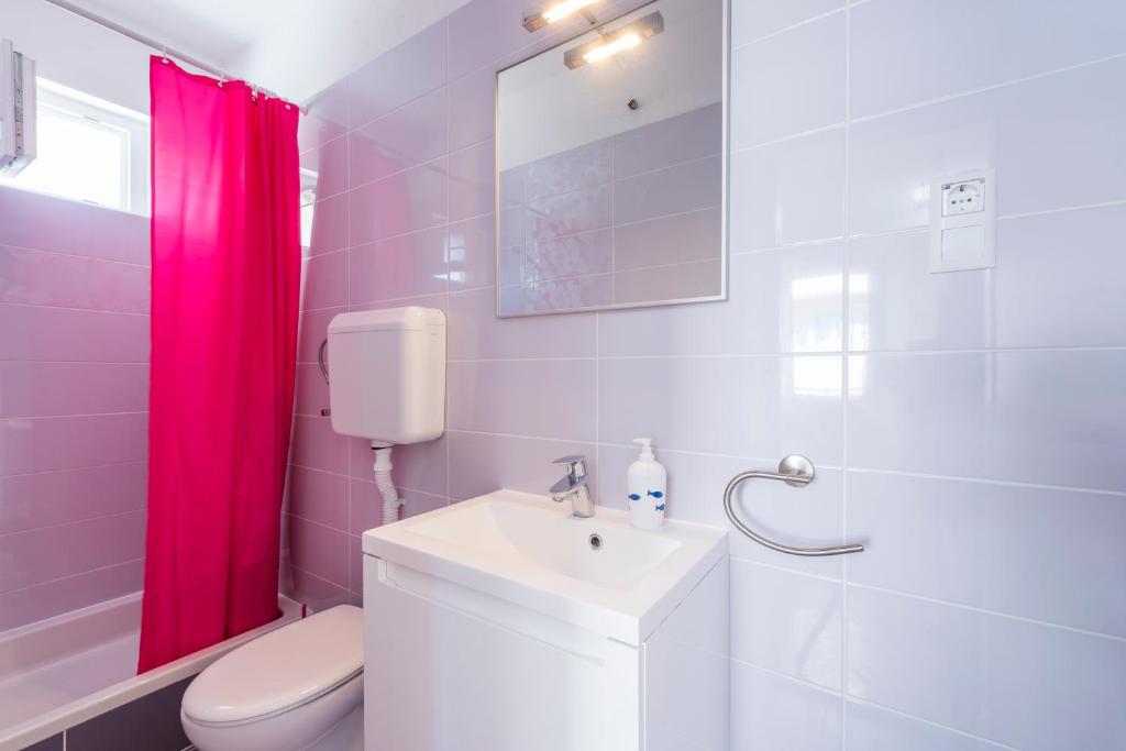 Kúpeľňa v ubytovaní Apartments Nikola Stipišić