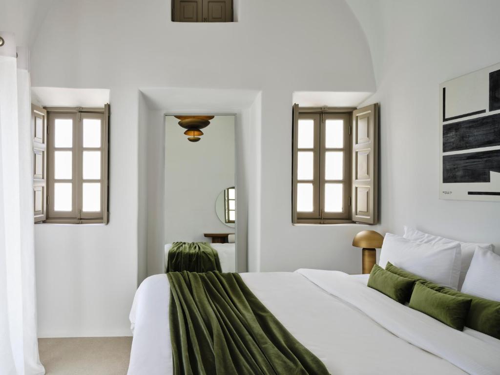 Andronis Luxury Suites - Preferred Hotels & Resorts photo 4