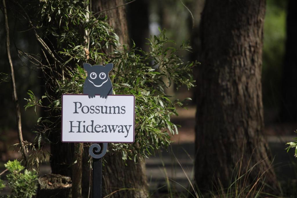 Certifikát, hodnocení, plakát nebo jiný dokument vystavený v ubytování Federation Gardens & Possums Hideaway
