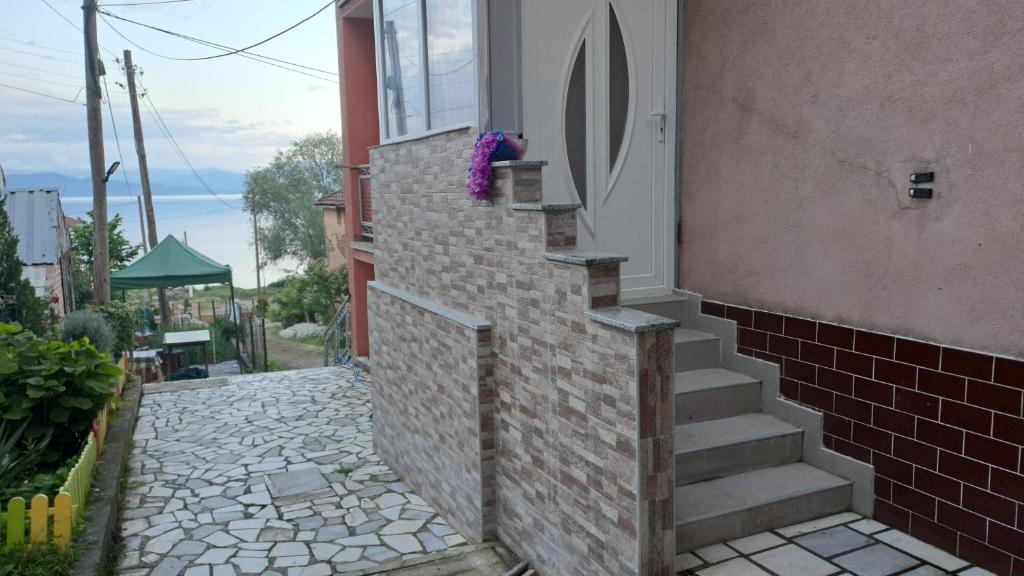 Gallery image of Villa Shine Apartment 1 in Struga