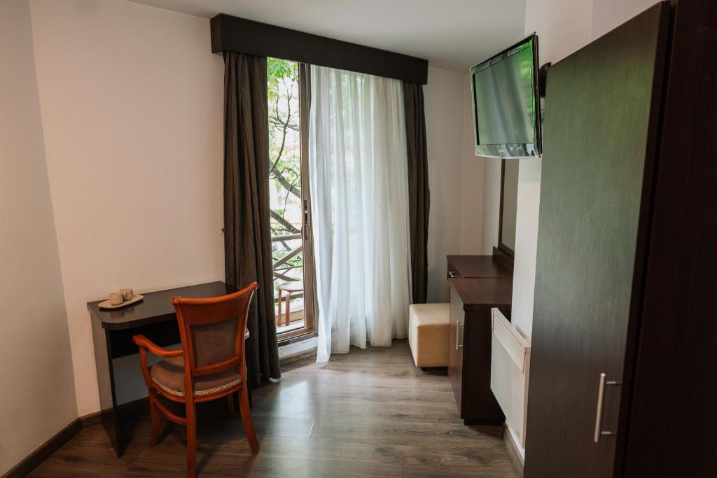 Hotel Duke Armeneasca City Center - Resim 18