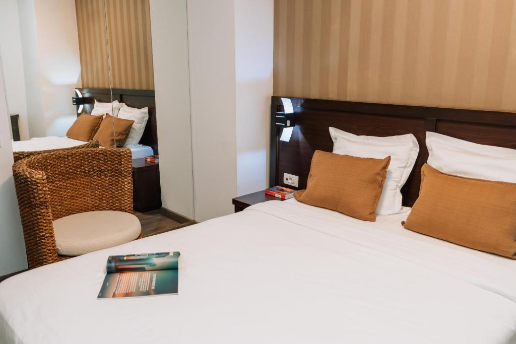 Hotel Duke Armeneasca City Center - Resim 17