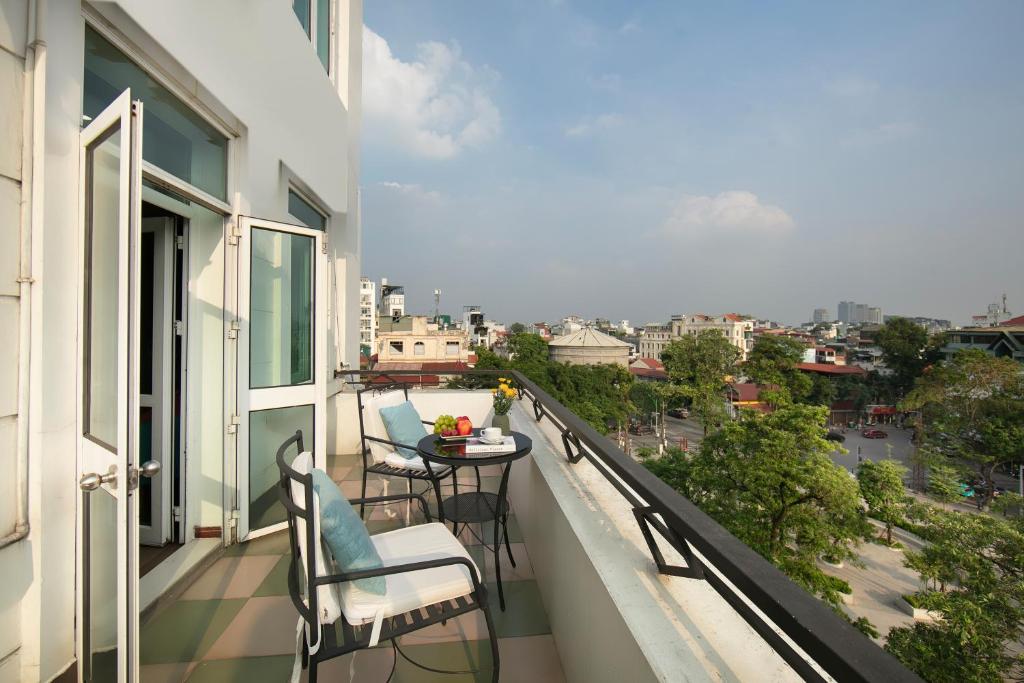 Balkón nebo terasa v ubytování Anise Hotel & Spa Hanoi