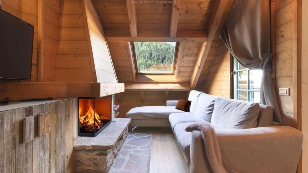 Χώρος καθιστικού στο Chalet Desiderio