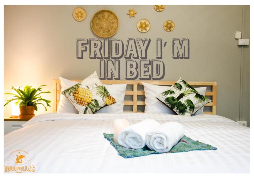 Goodfellas Thong lo Hostel #NO CHECK IN AFTER 5 PM-CHECK IN TIME NEEDED# - 14