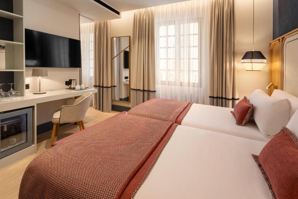 Catalonia Puerta del Mar - Resim 5